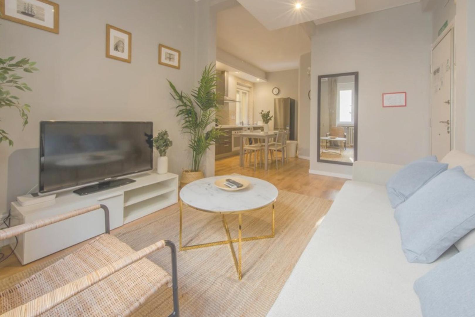Excelente Piso De 3 Habitaciones En La Latina-Centro Madrid Exterior photo